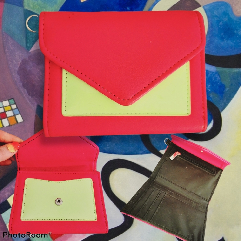 Wallet - Picture 3 of 5